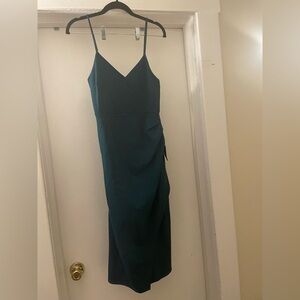 Lulu’s Forest Green MIDI Dress size Medium